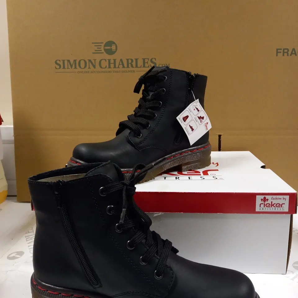 RIEKER LACE ANKLE BOOTS BLACK - SIZE 5