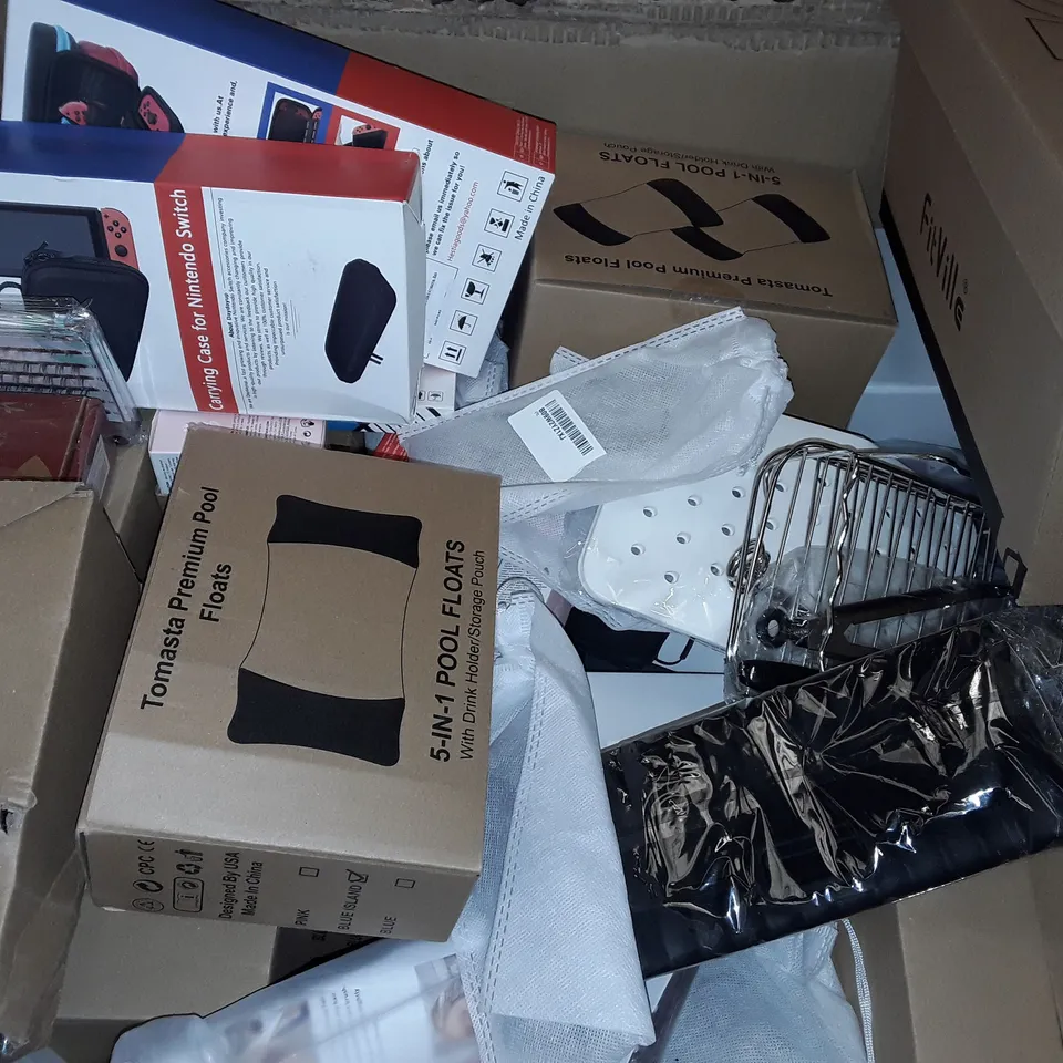 PALLET OF ASSORTED HOUSEHOLD ITEMS TO INCLUDE POOL FLOATS, SWITCH CARRY CASES, FITVILLE TRAINERS AND HANGING BASKETS
