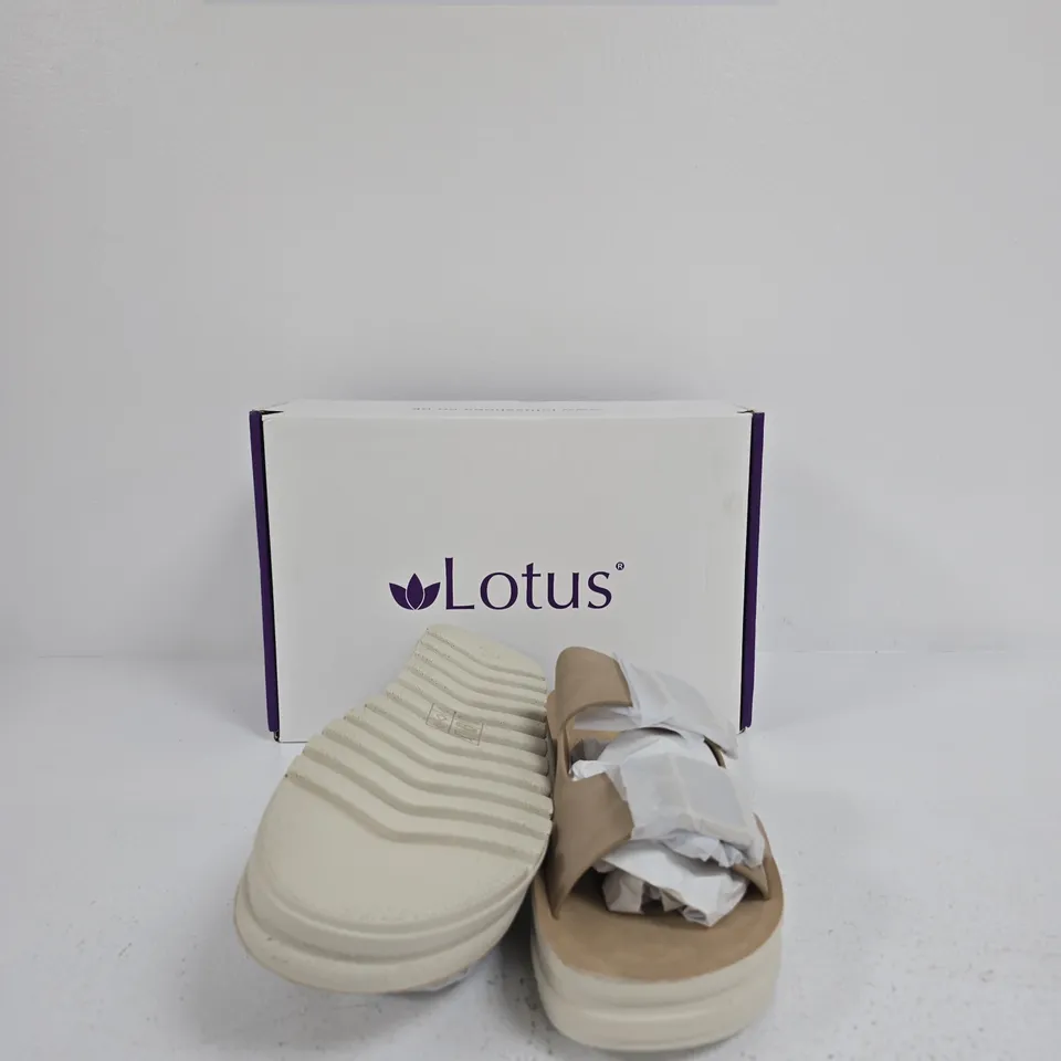 LOTUS WOMEN’S SANDALS – TAN STRAPS, CREAM SOLE SZIE EU 41