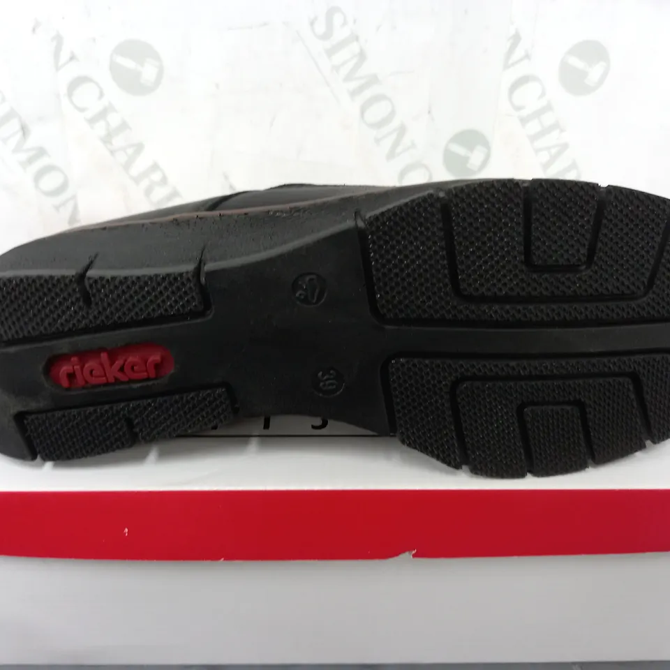 BOXED RIEKER ANTISTRESS VELCRO STRAP SHOES IN BLACK - SIZE 39
