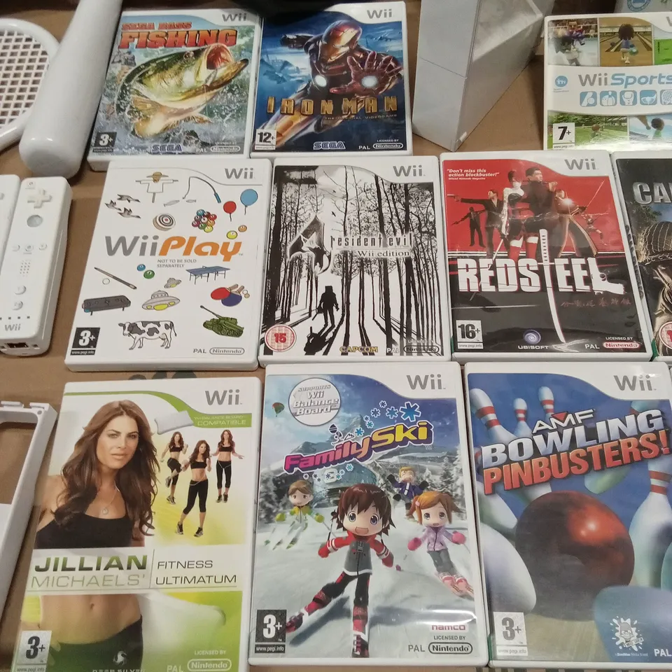 NINTENDO WII LARGE BUNDLE INCLUDING CONSOLE, GAMES AND ACCESSORIES