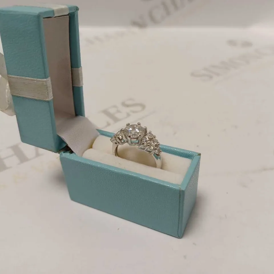 DESIGNER SILVER WINGED DIAMANTE RING 