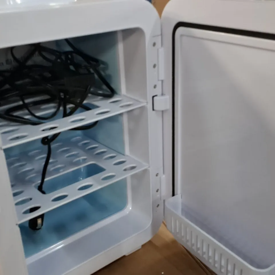 BOXED MINI FRIDGE - LL-20AL