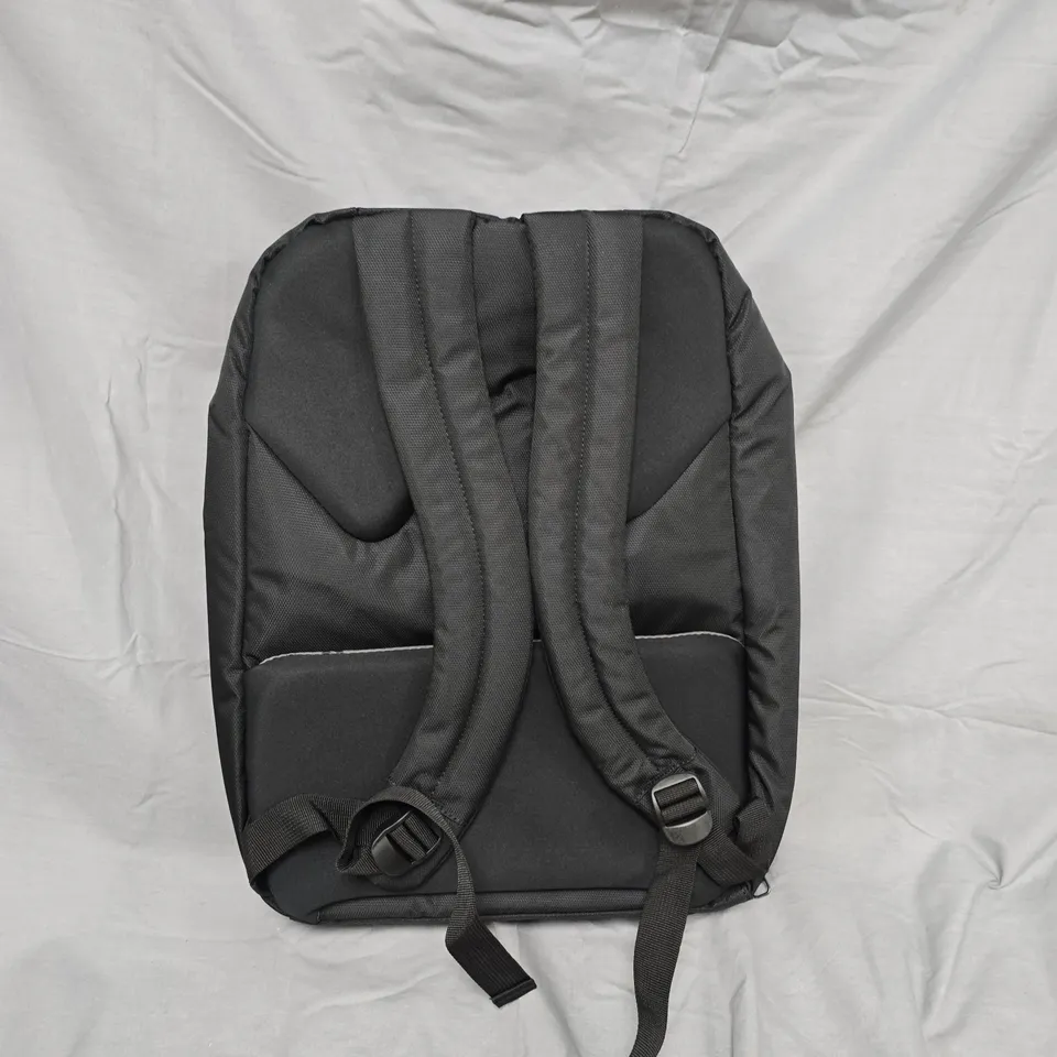 IT LUGGAGE BACKPACK – BLACK