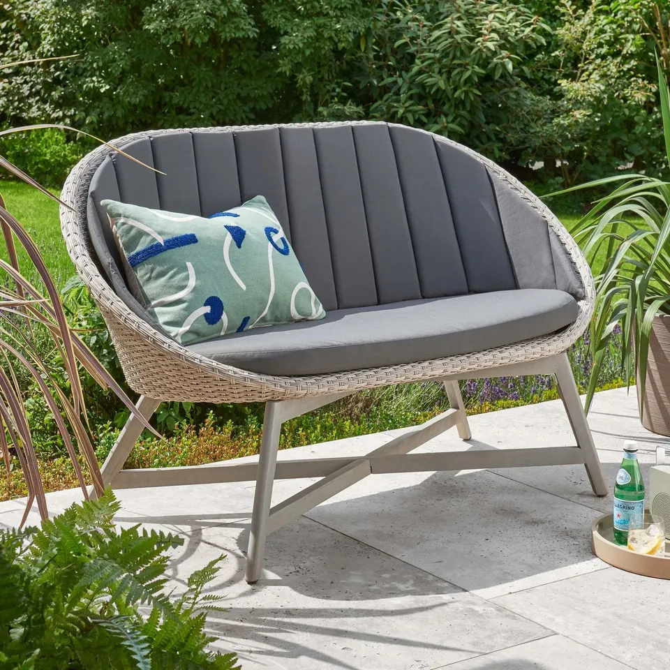BOXED DUNELM 2 SEATER CURVED GARDEN (1 BOX)