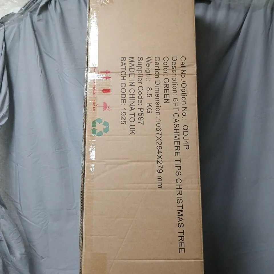BOXED 6FT CASHMERE TIPS CHRISTMAS TREE - COLLECTION ONLY