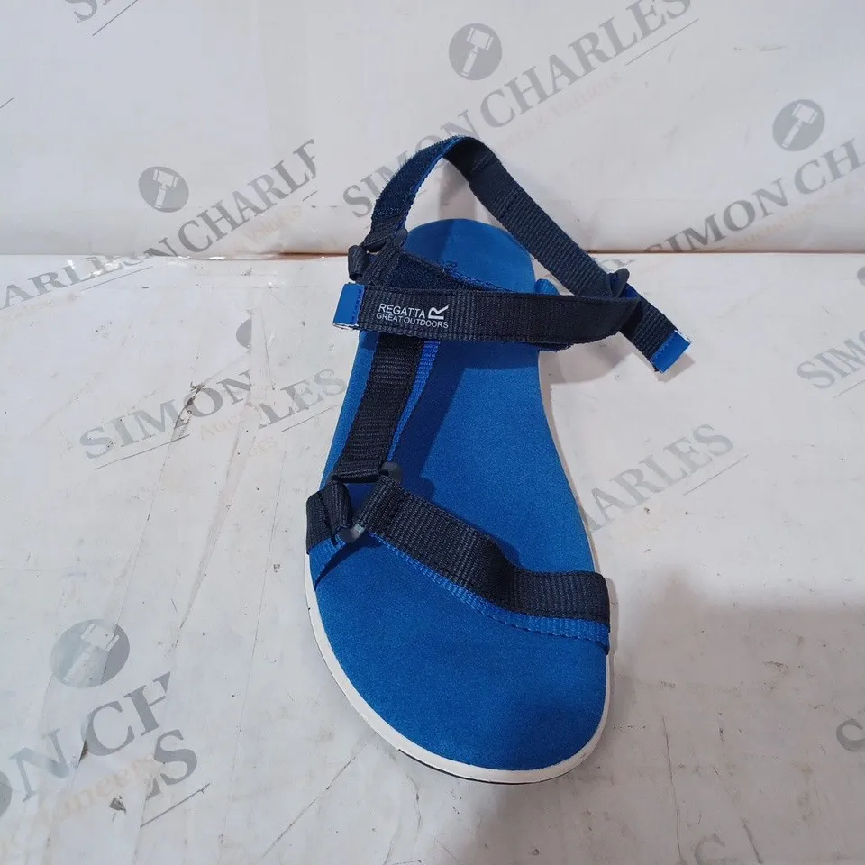 REGATTA BLUE SANDALS - UK 7 