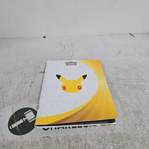 POKÉMON TCG: 30TH CELEBRATION BINDER COLLECTION