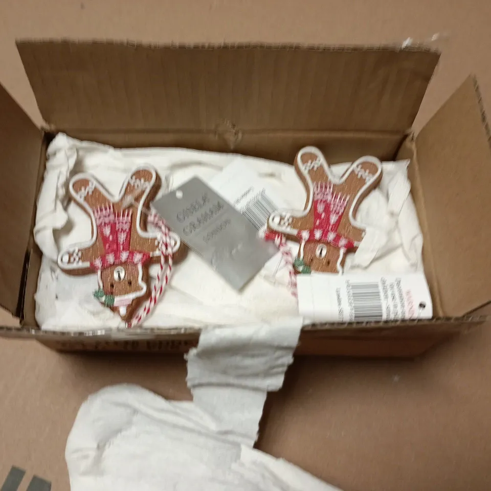 LOT OF 12 AS NEW GISELLA GRAHAM GINGERBREAD THEMED HANGING TREE DECORATIONS