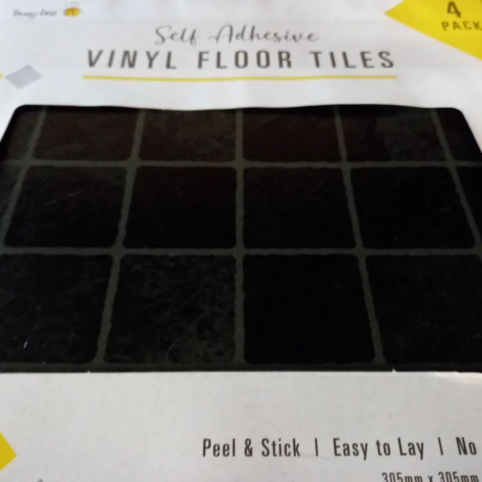 LOT OF BUSY BEE SELF ADHESIVE VINYL FLOOR TILES - 15 PACKS OF 4