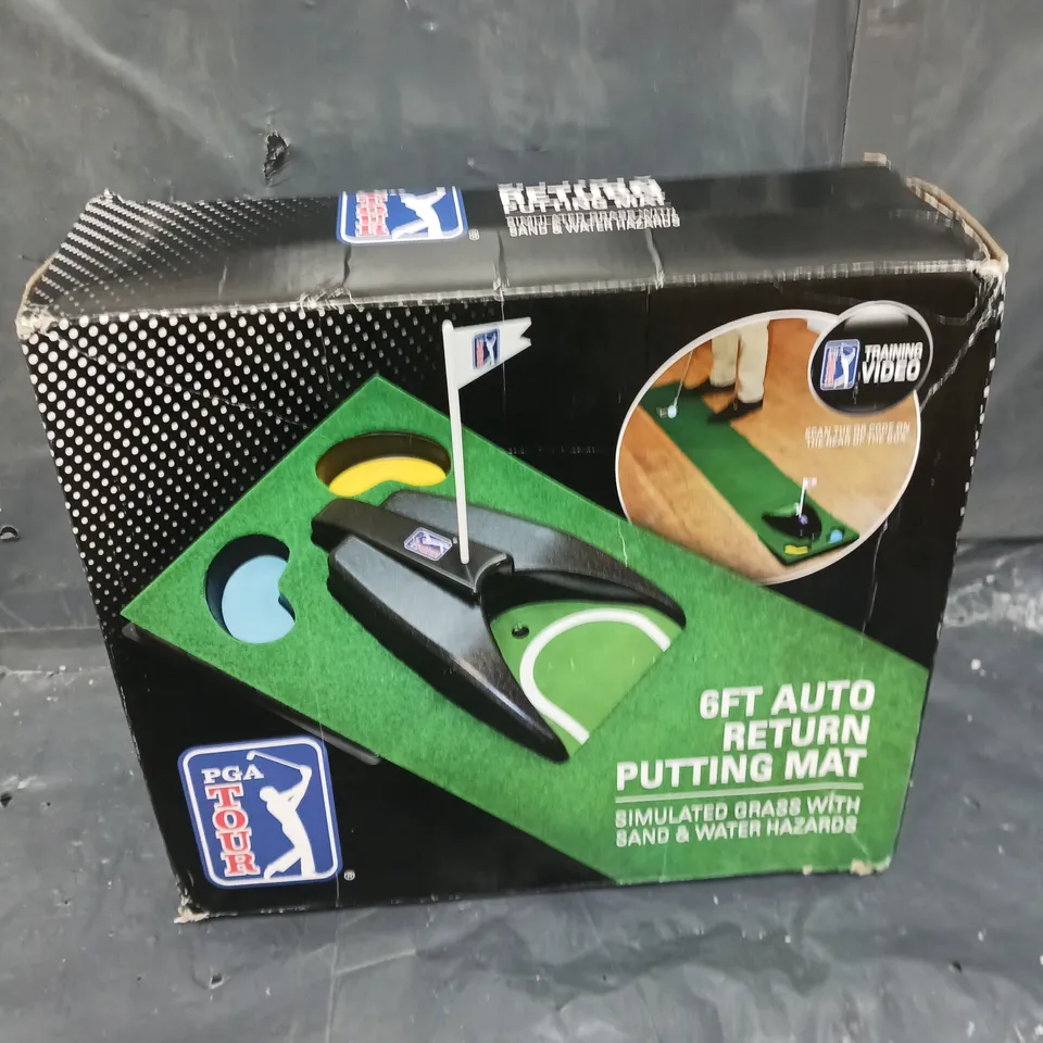 BOXED PGA TOUR 6FT AUTO PUTTING MAT