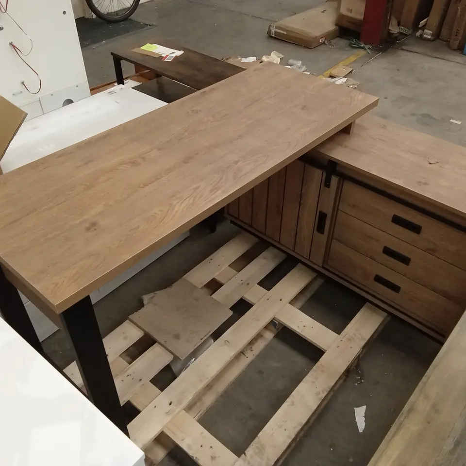 TUMLIN 150cm W L-SHAPED WRITING DESK AND CABINET