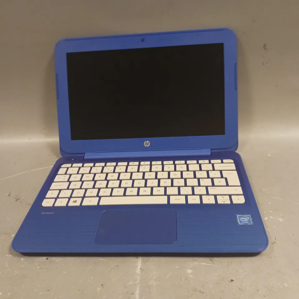 HP STREAM NOTEBOOK IN BLUE