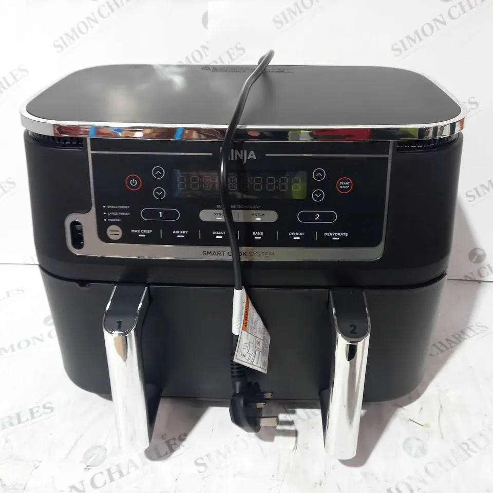 BOXED NINJA FOODI MAX 9.5L DUAL ZONE AIRFRYER AF451UK