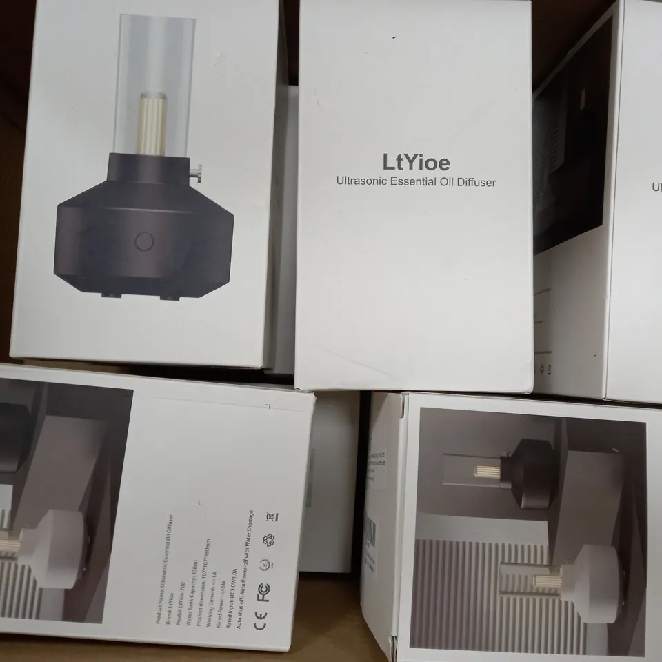 APPROXIMATELY 10 LTYIOE ULTRASONIC ESSENTIAL OIL DIFFUSER 