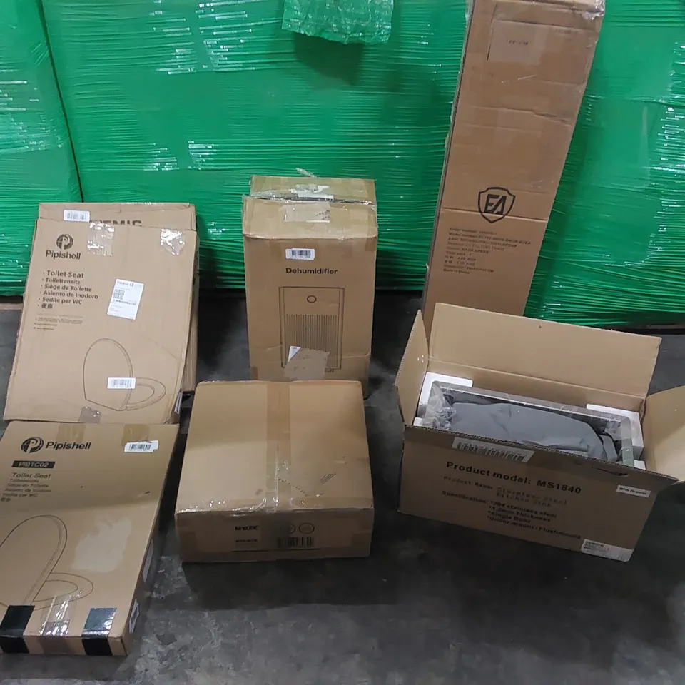 PALLET OF ASSORTED CONSUMER PRODUCTS TO INCLUDE: DEHUMIDIFIER, FOLDING CHAIR, HEATED MATTRESS COVER, STAINLESS STEEL KITCHEN SINK, TOILET SEATS ECT