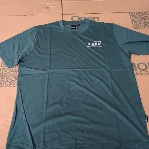 NICCE LONDON RAISED LOGO T-SHIRT IN GREEN - UK SIZE L