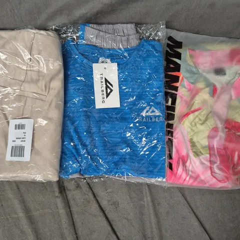 APPROXIMATELY 20 ASSORTED CLOTHING AND FASHION PRODUCTS IN VARIOUS STYLES AND SIZES - COLLECTION ONLY