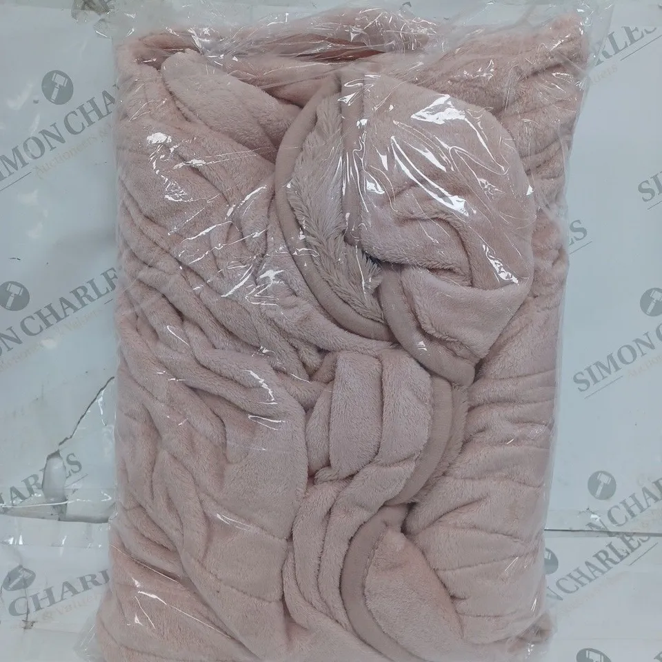 BOXED COZEE HOME VELVETSOFT HEATED THROW IN PINK