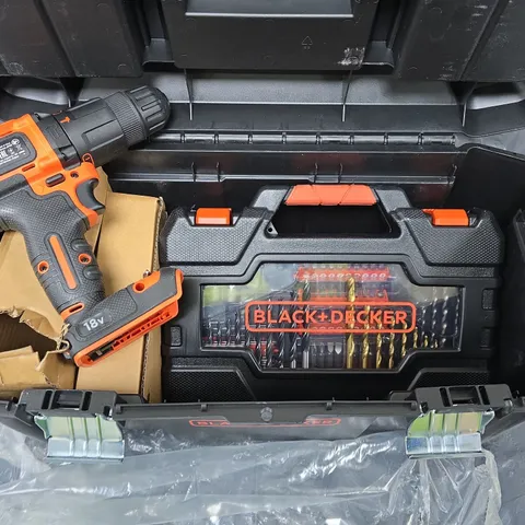 BLACK & DECKER 2 GEAR HAMMER DRILL & CASE 