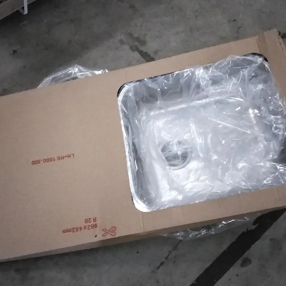 METAL KITCHEN SINK WITH DRYING RACK