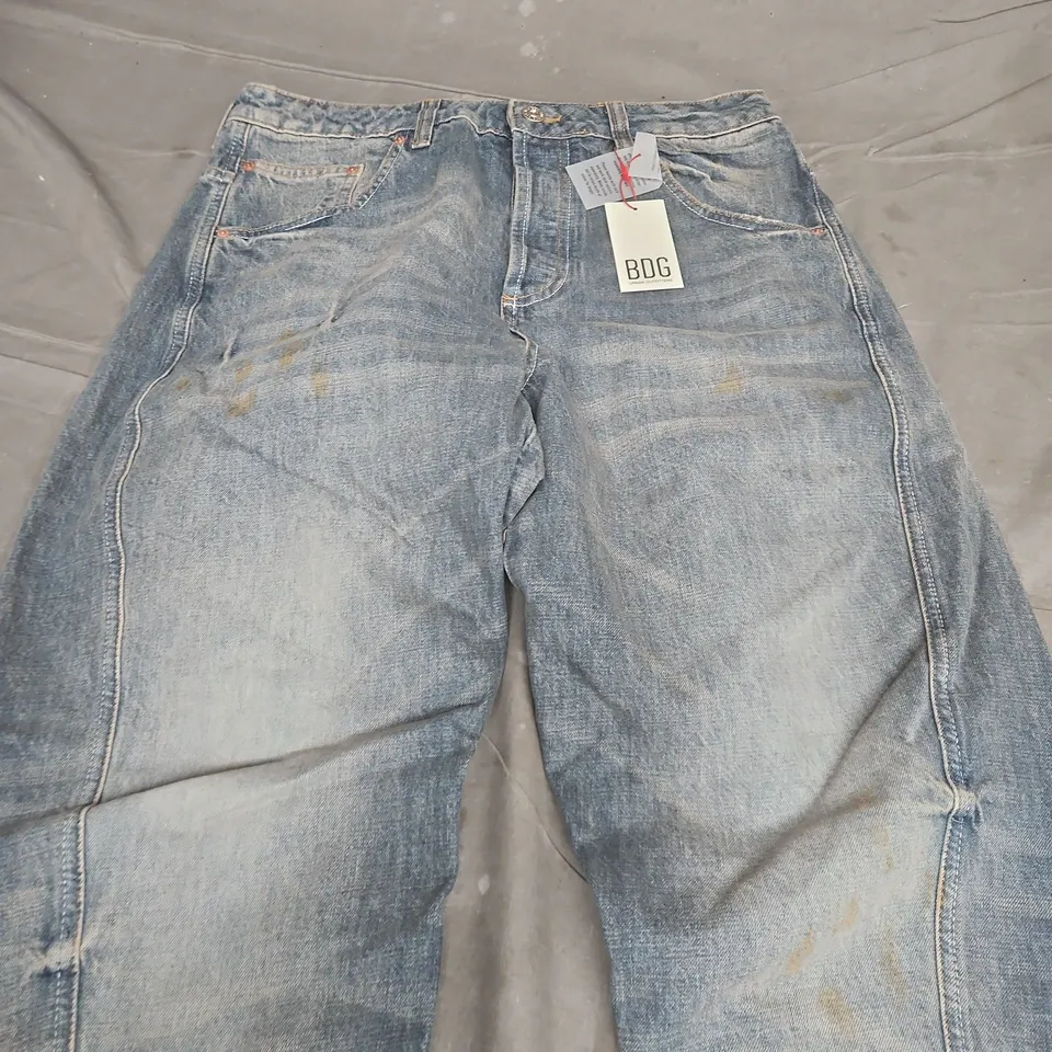 BDG DENIM JEANS – BLUE, 32W 32L 