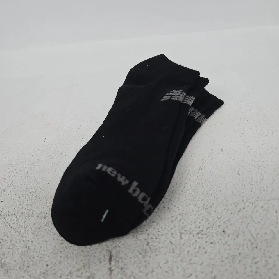 NEW BALANCE BLACK SOCK – ANKLE SOCK