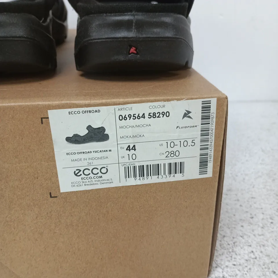 BOXED PAIR OF ECCO OFFROAD YUCATAN M SANDALS – MOCHA, UK 10