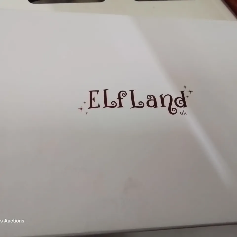 BOXED ELF LAND KIT