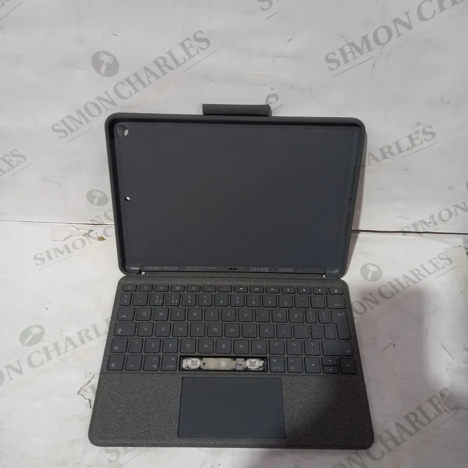 BOXED LOGITECH COMBO TOUCH 