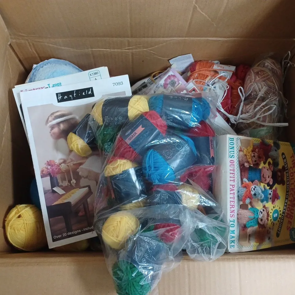 LARGE QUANTITY OF KNITTING AND CRAFT SUPPLIES