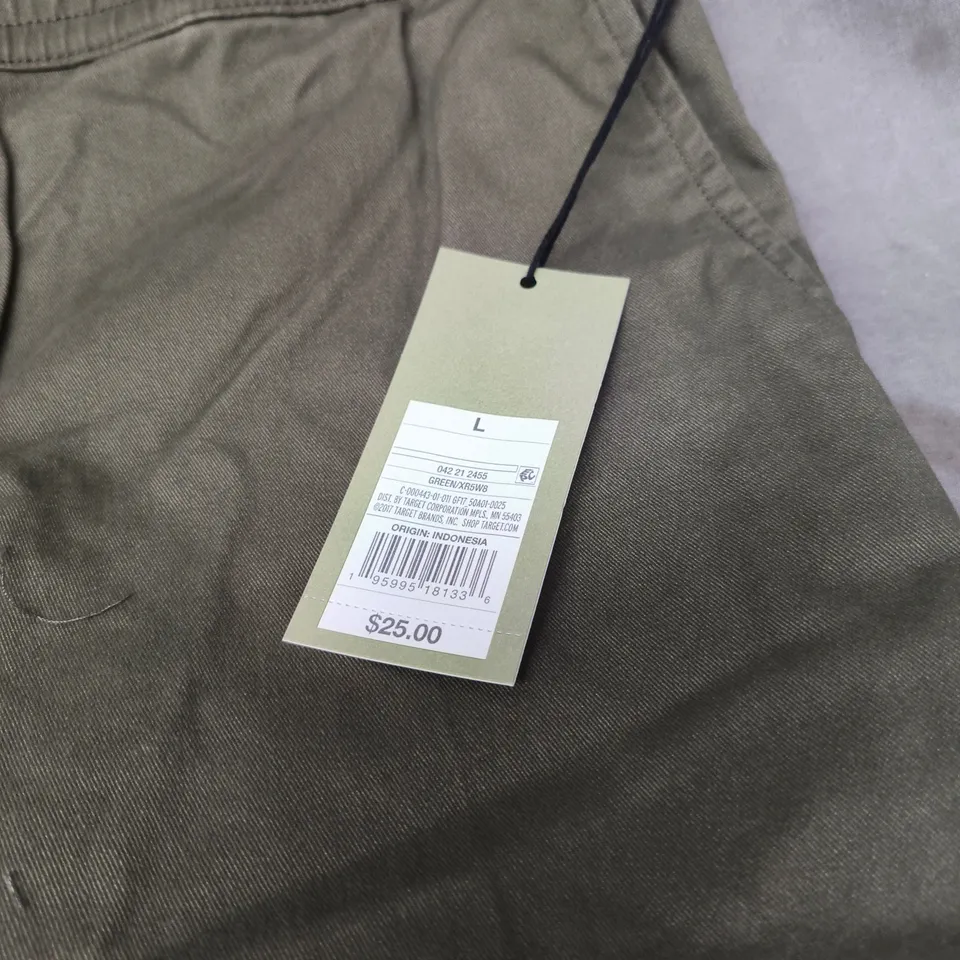 2 X GOODFELLOW AND CO GREEN EVERYDAY PANT LARGE WITH TAGS