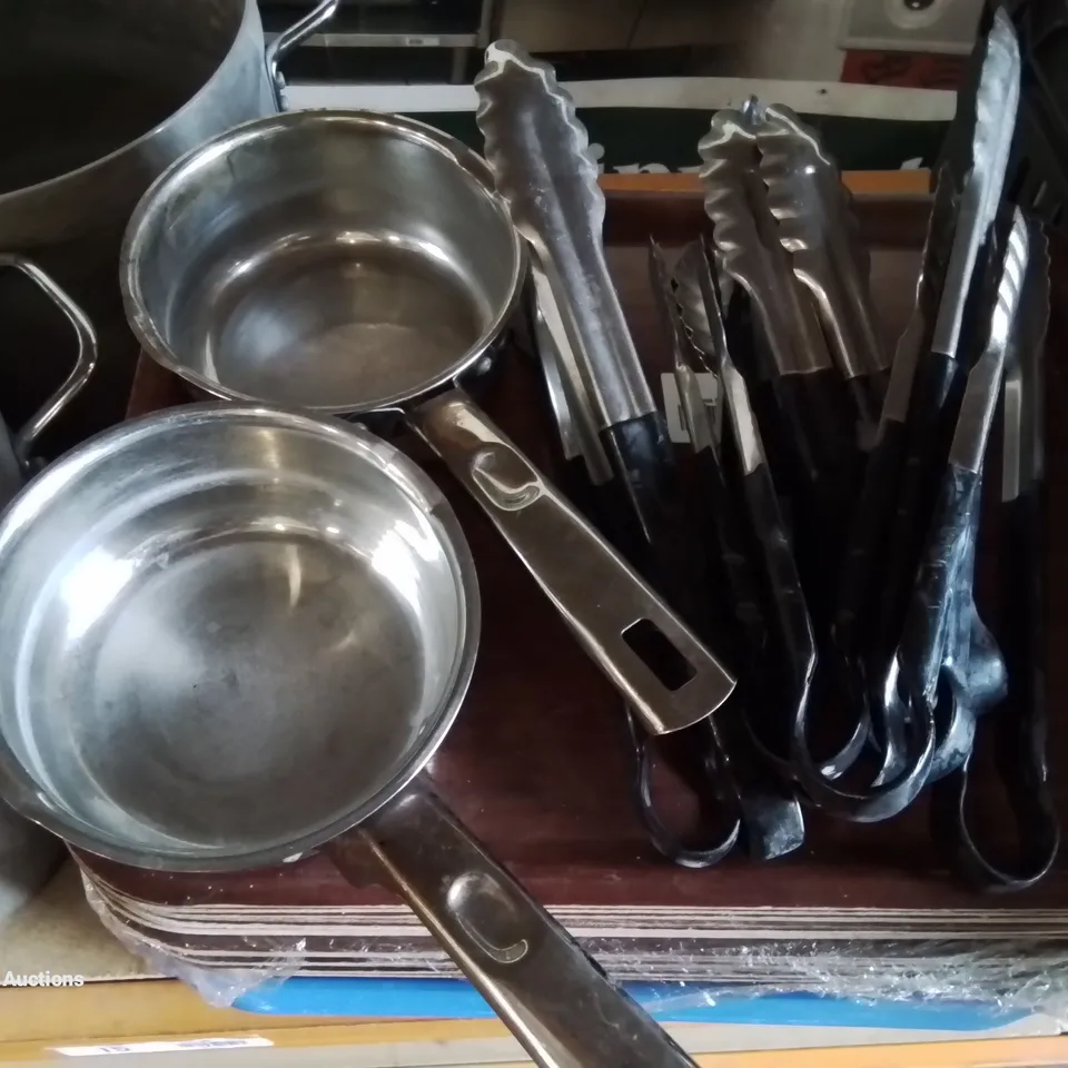 SELECTION OF COMMERCIAL BAKING EQUIPMENT AND UTENSILS, CAKE TINS, POTS AND PANS ETC.