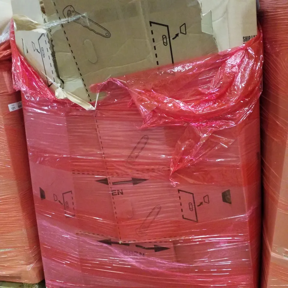 PALLET CONTAINING ASSORTED PRODUCTS TO INCLUDE AIR FRYER, OFFICE CHAIR, COFFEE TABLE, FLOATING SHELF, HEATED BLANKET 