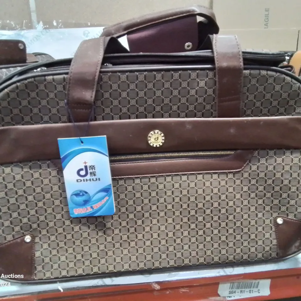 SELECTION OF 6 STYLISH 2in1 TRAVEL BAGS ON WHEELS