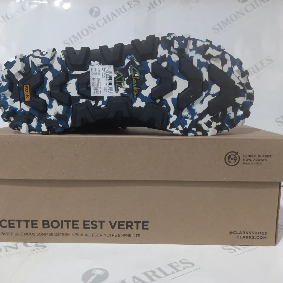 BOXED PAIR OF CLARKS SHOES IN GREY/BLUE/BLACK UK SIZE 8.5
