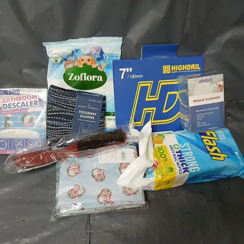 APPROXIMATELY 15 ASSORTED HOUSEHOLD ITEMS TO INCLUDE MOULD CLEANER, FLASH ANTI-BAC WIPES, HIGHDRIL DIAMOND SAW BLADE, ETC