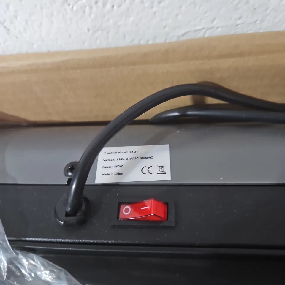 SOUL SMART FITNESS (SIZE 445X392X247 MM) - BLACK.