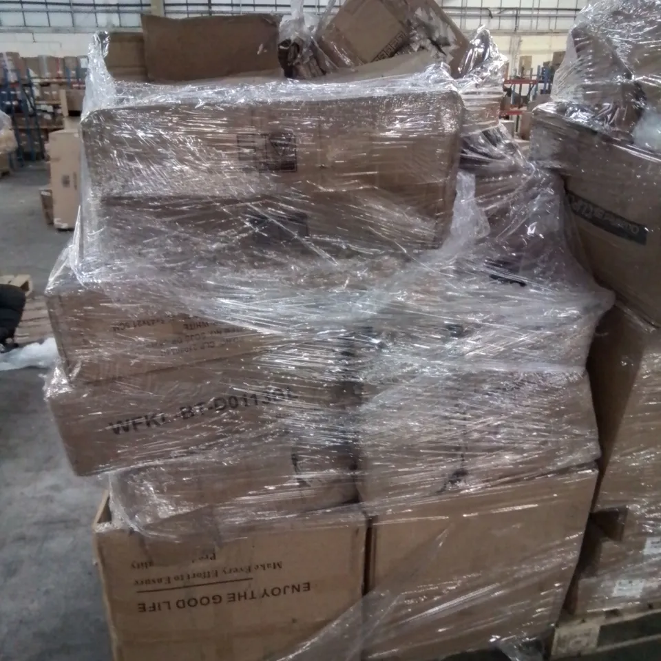 PALLET CONTAINING SEVERAL RAIN DAMAGED OFFICE/SIDE/DINING CHAIRS AND OTHER HOUSEHOLD FURNITURE ETC.