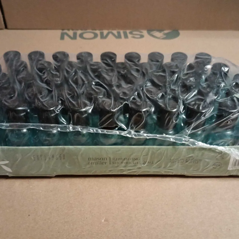 APPROXIMATELY 20 MASON & MILLER TRAVEL SIZE SHOWER GELS 20ML EACH