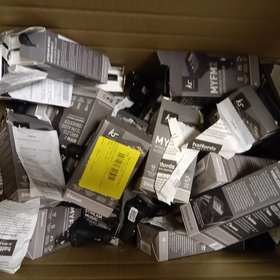 BOX OF APPROX 30 KITSOUNDS MYFM2 WIRELESS TO FM AUDIO CONVERTERS