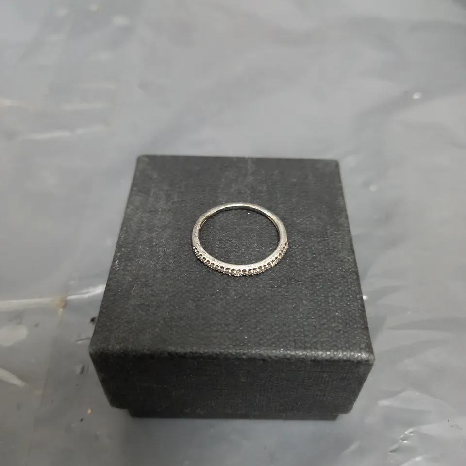 silver ring 