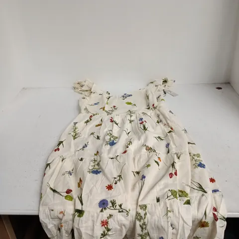ROMAN PETITE FLORAL TIER DRESS β WHITE WITH FLORAL PRINT, UK SIZE 14