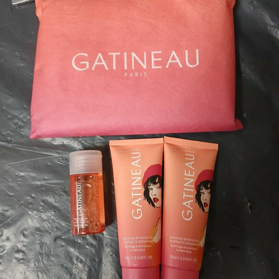 GATINEAU 90 YEARS YOUNG RADIANCE ENHANCING GOMMAGE COLLECTION