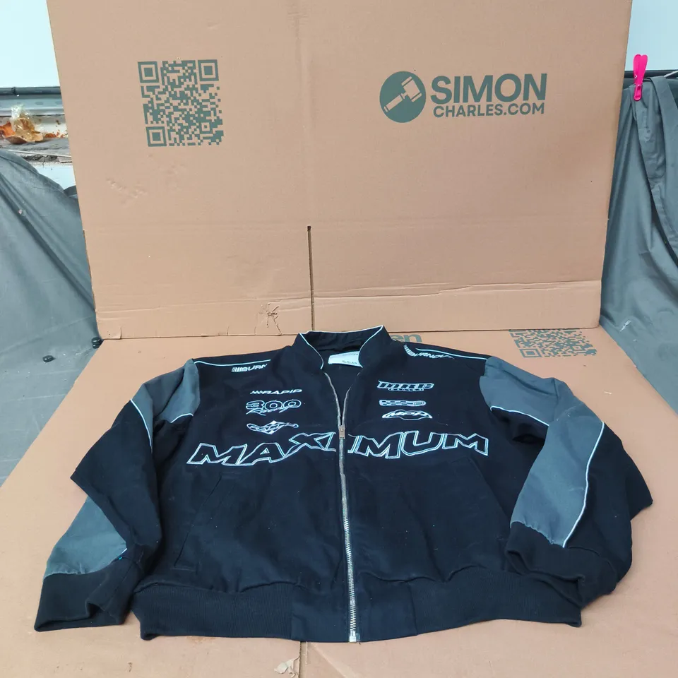 BERSHKA LARGE BLACK/GREY "MAXIMUM" MOTOR RACING ZIP UP TOP