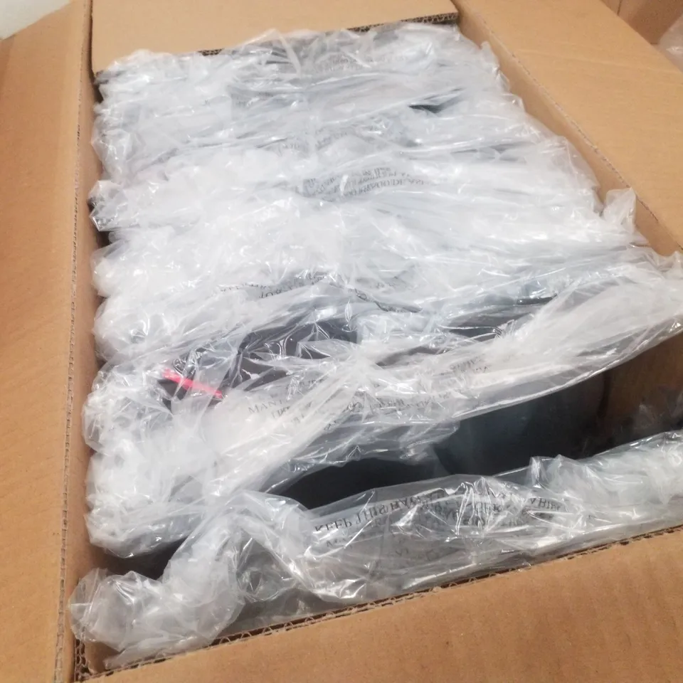 BOX CONTAINING APPROXIMATELY 10 BRAND NEW MAGISCULPT BLACK BODYSUITS - SIZE 38D
