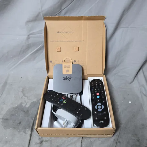 SKY STREAM STREAMING DEVICE WITH TWO REMOTES – BOXED