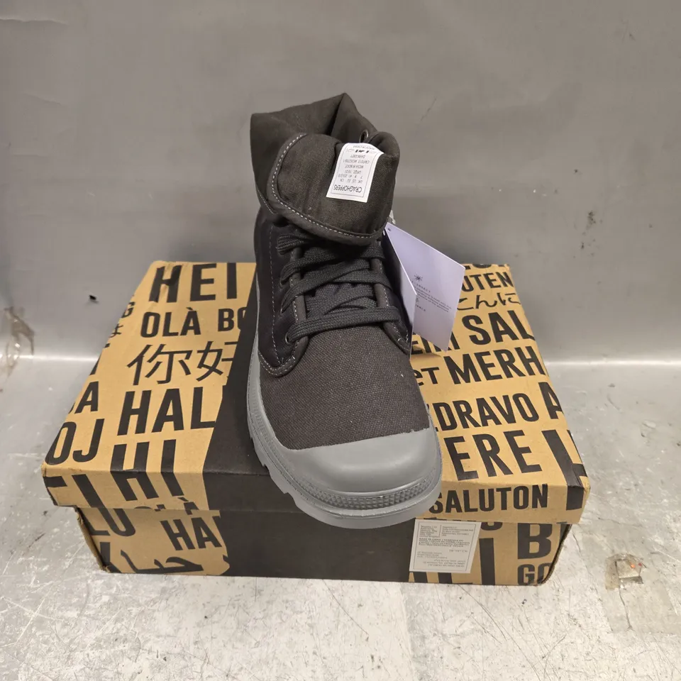 BOXED PAIR OF CRAGHOPPERS MESA HI BOOTS - 7