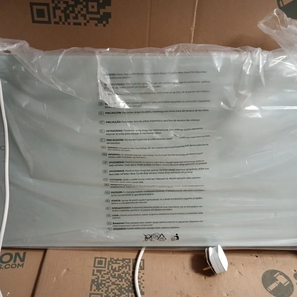 BOXED PRINCESS 1500W SMART GLASS PANEL HEATER 