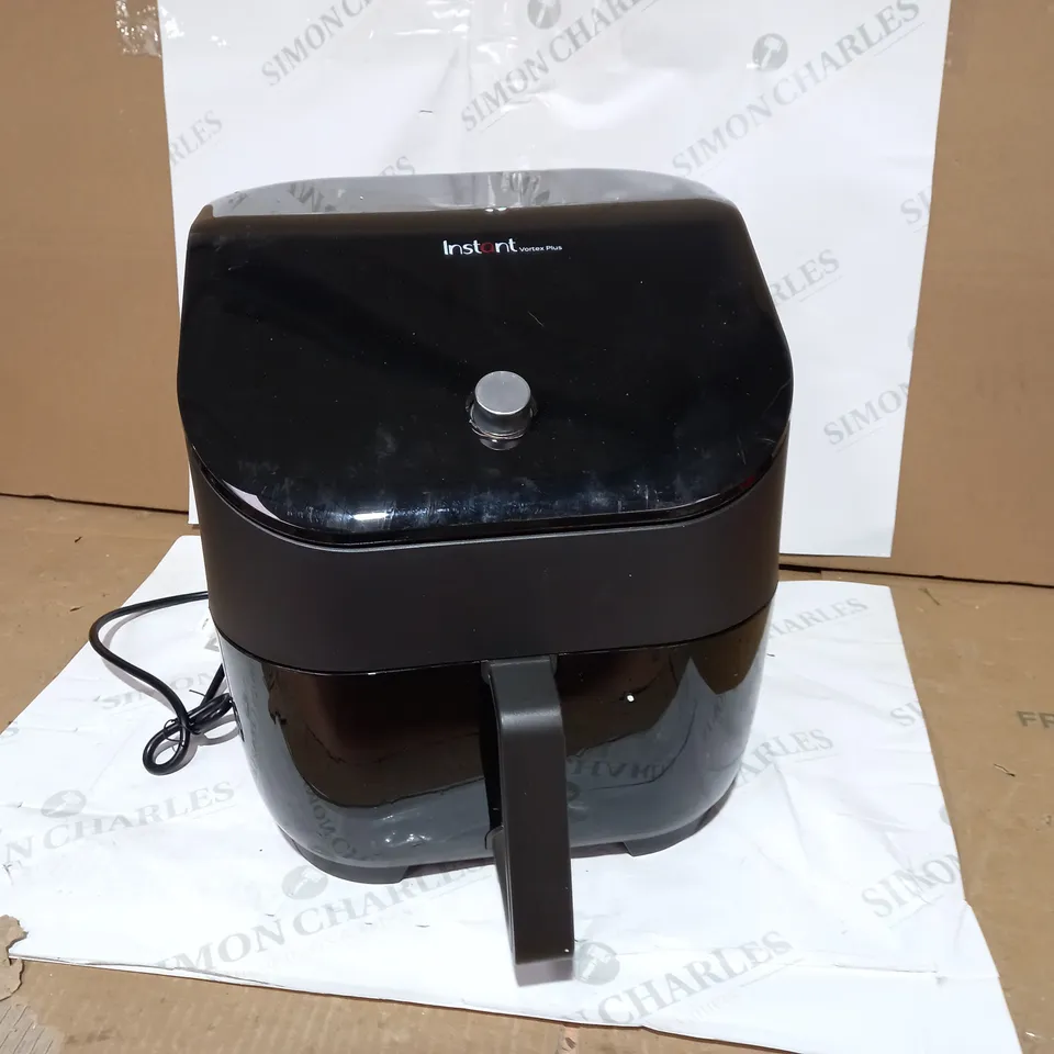 INSTANT POT VORTEX PLUS AIRFRYER